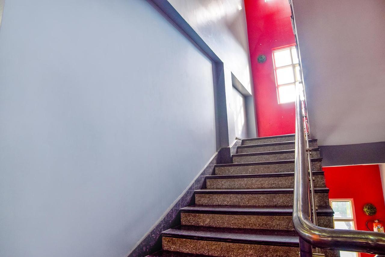 Fabhotel Ir Luxaria Guwahati Luaran gambar
